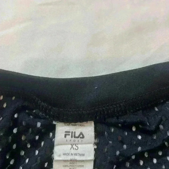 Fila Sport Women’s Workout Activewear Short Sleeve Shirt Size XS Black - Picture 4 of 6